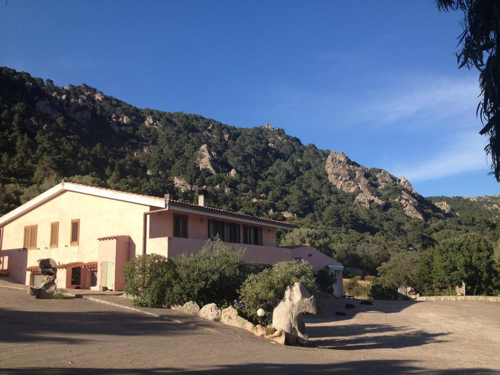 Agriturismo Monte Pino Telti Zewnętrze zdjęcie